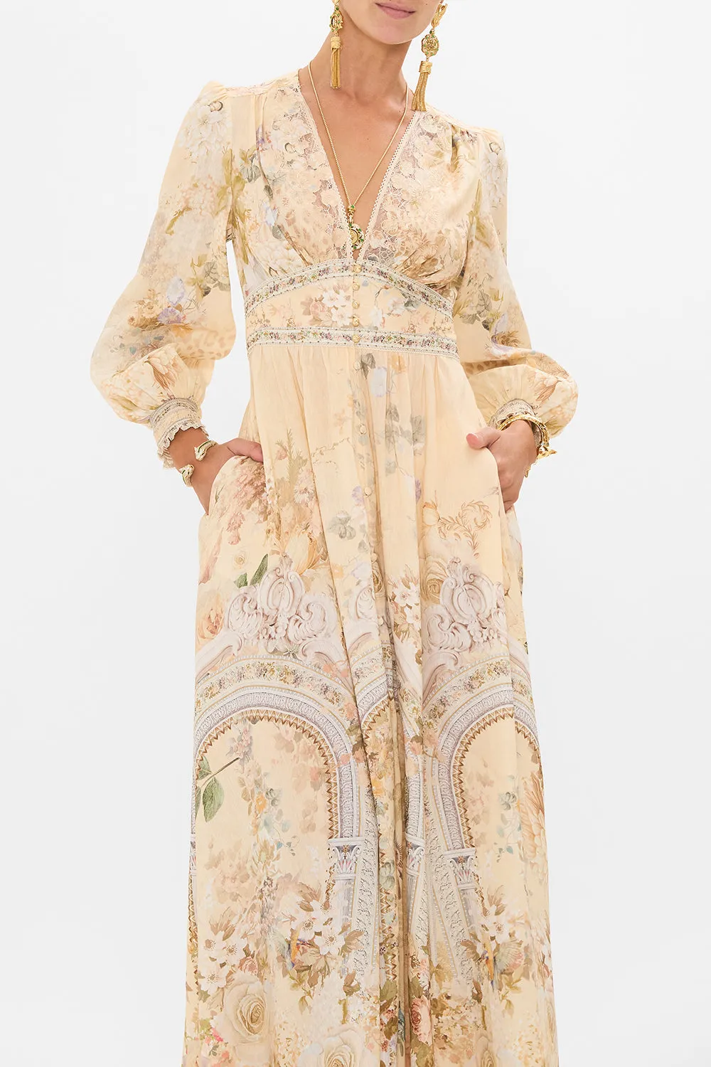 BUTTON DRESS WITH SHAPED WAISTBAND ADORNED IN ANTIQUITY