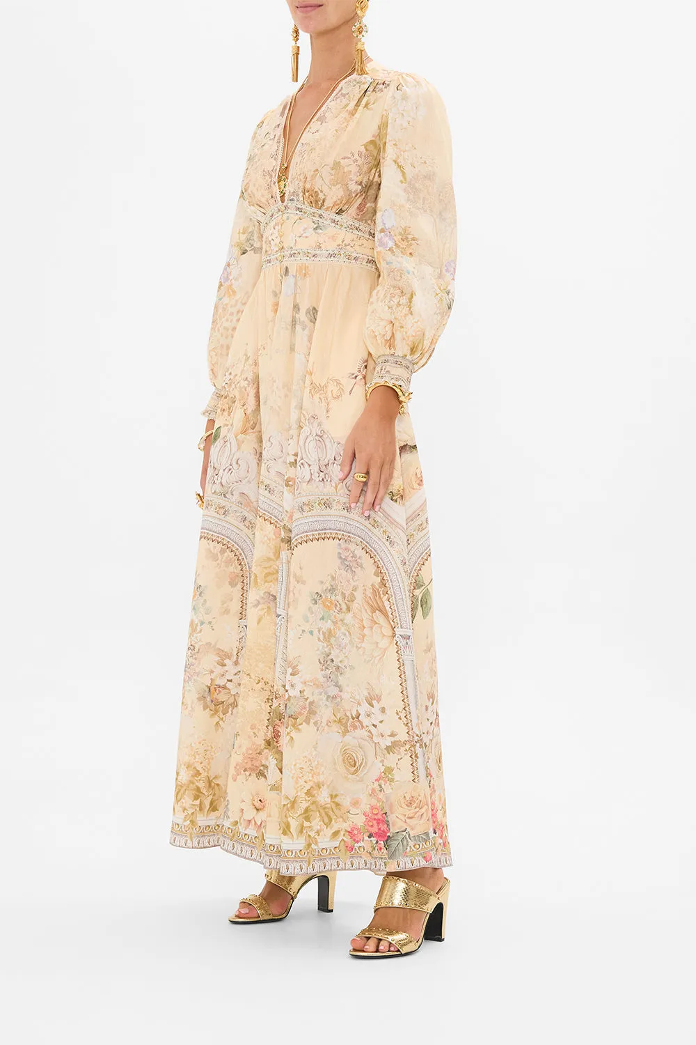 BUTTON DRESS WITH SHAPED WAISTBAND ADORNED IN ANTIQUITY
