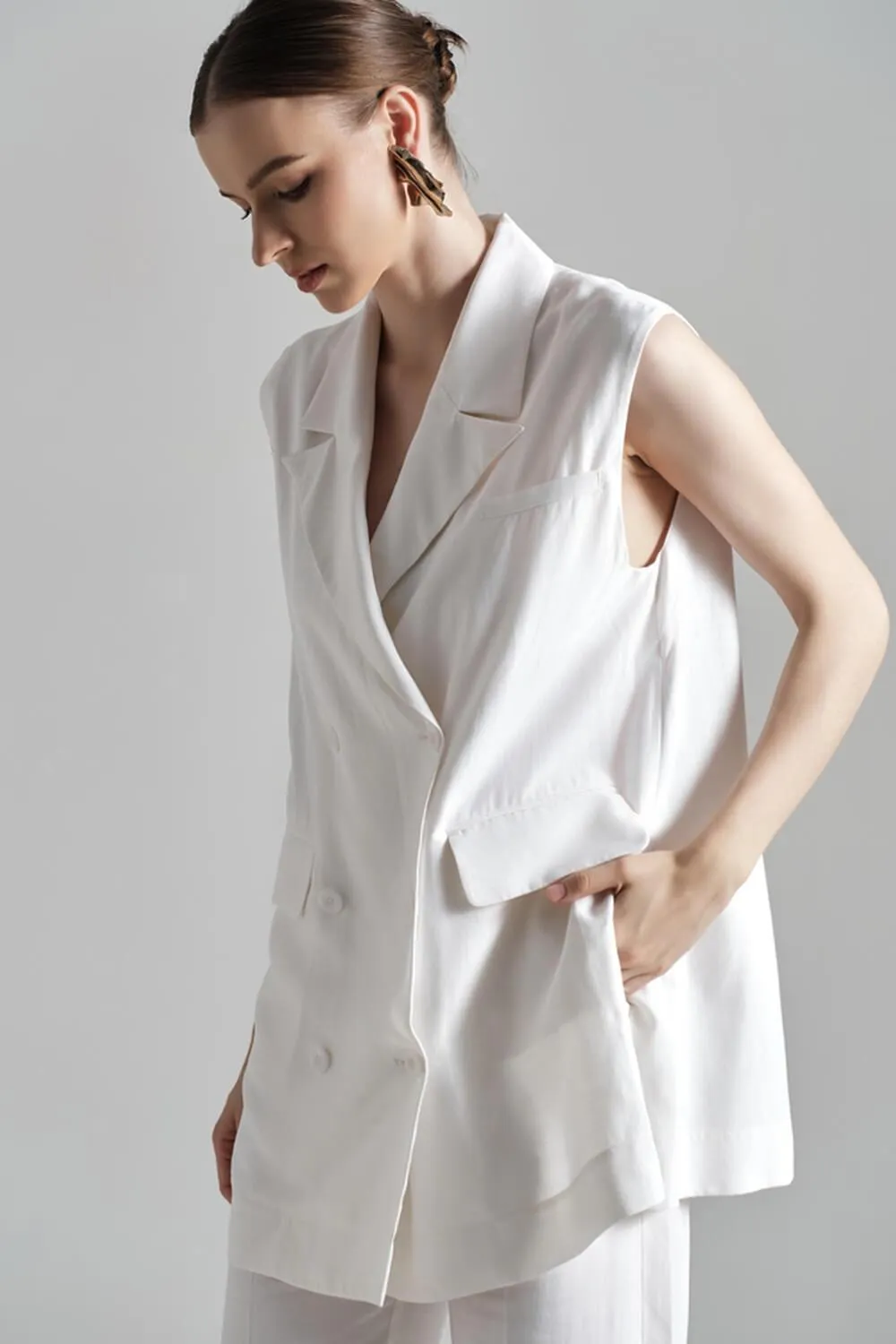 Carthy Sleeveless Coat