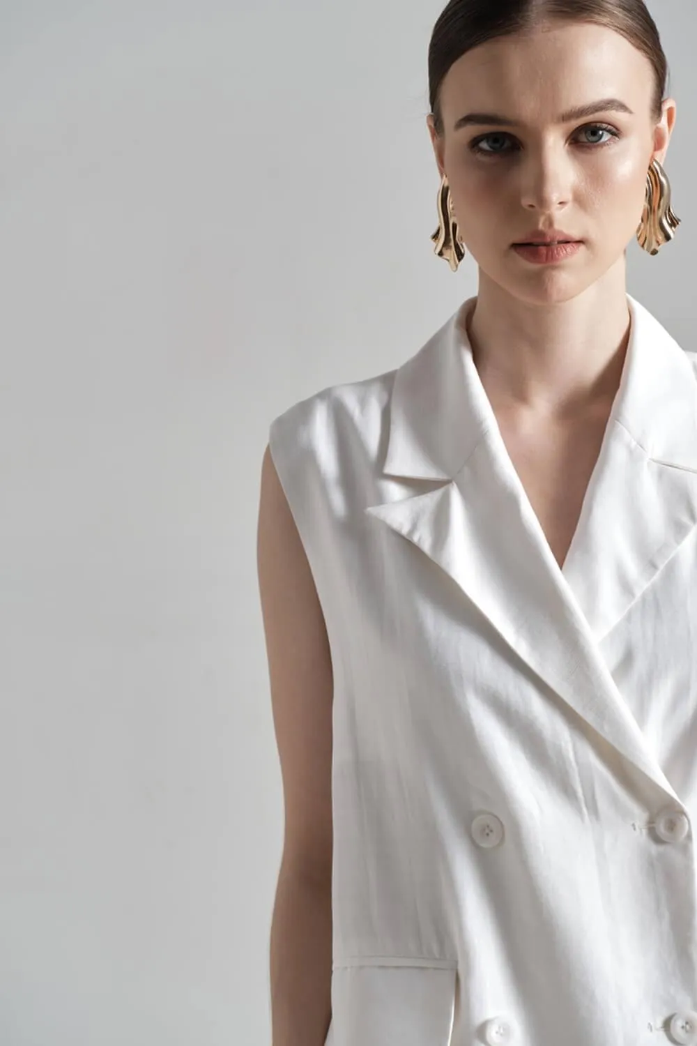 Carthy Sleeveless Coat