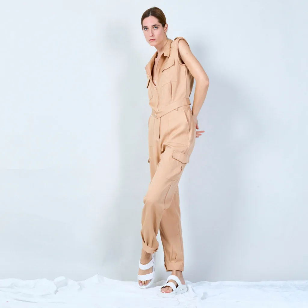 Elegant vest and trouser set with utility pockets wholesale