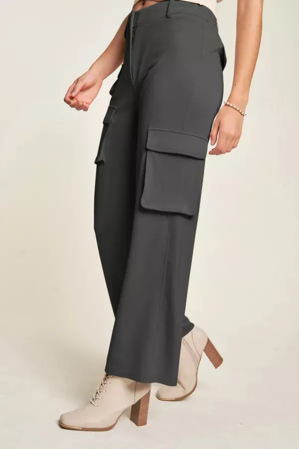 FLAP POCKET MID RISE STRAIGHT LEG WIDE CARGO PANTS