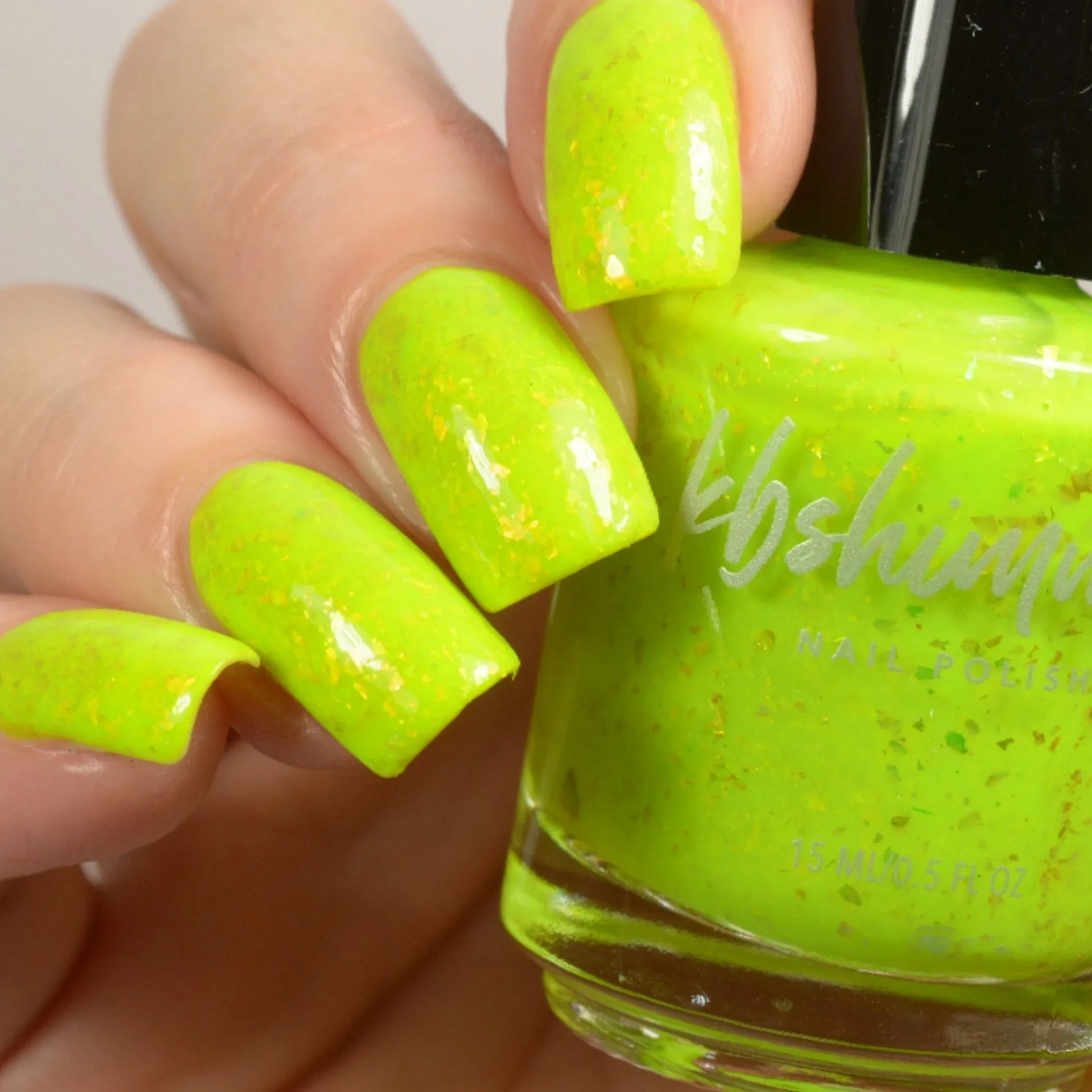 KBShimmer - Nail Polish - Easy Glowing