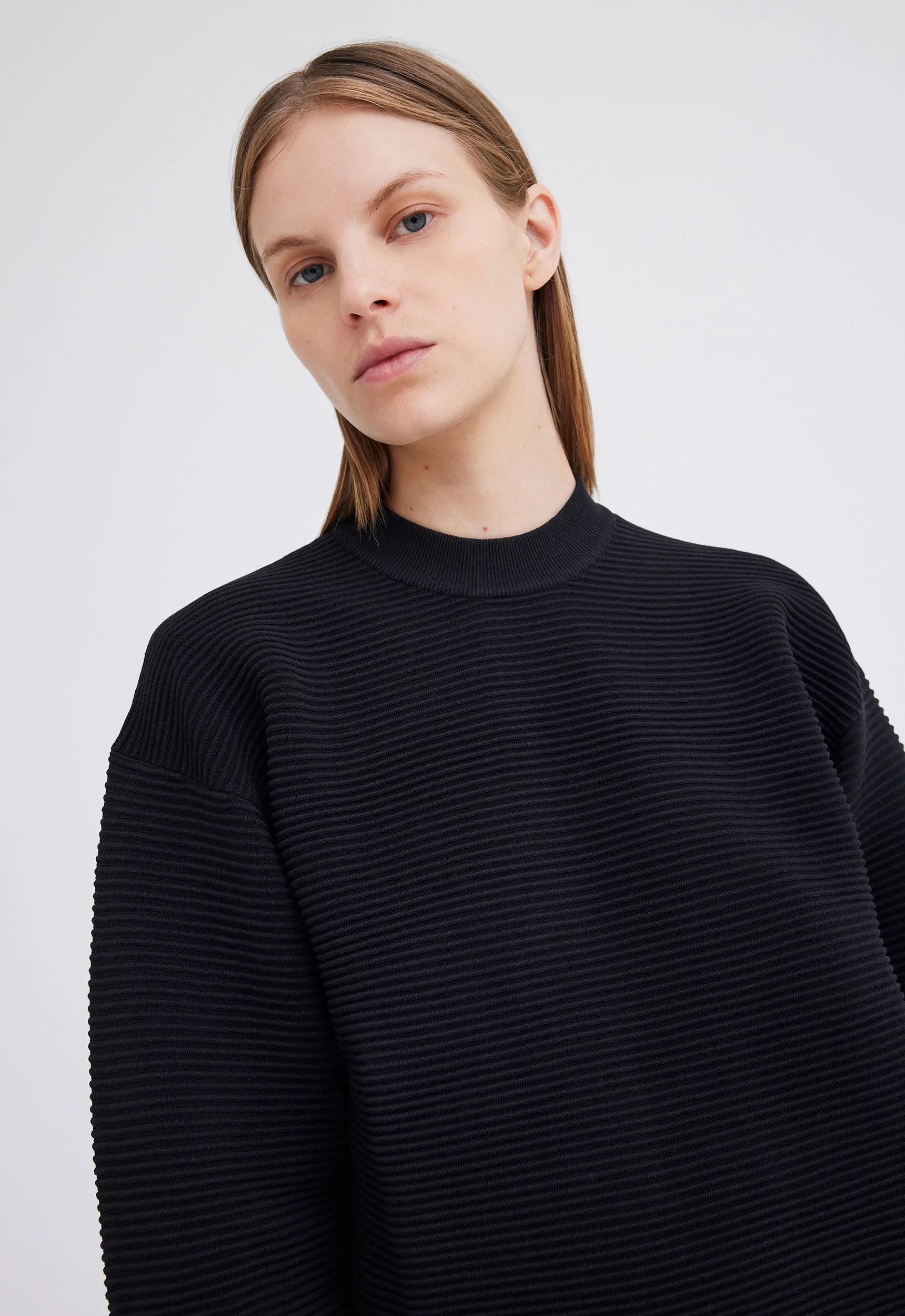 NAGNATA Sonny Crew Neck Sweater  - Black