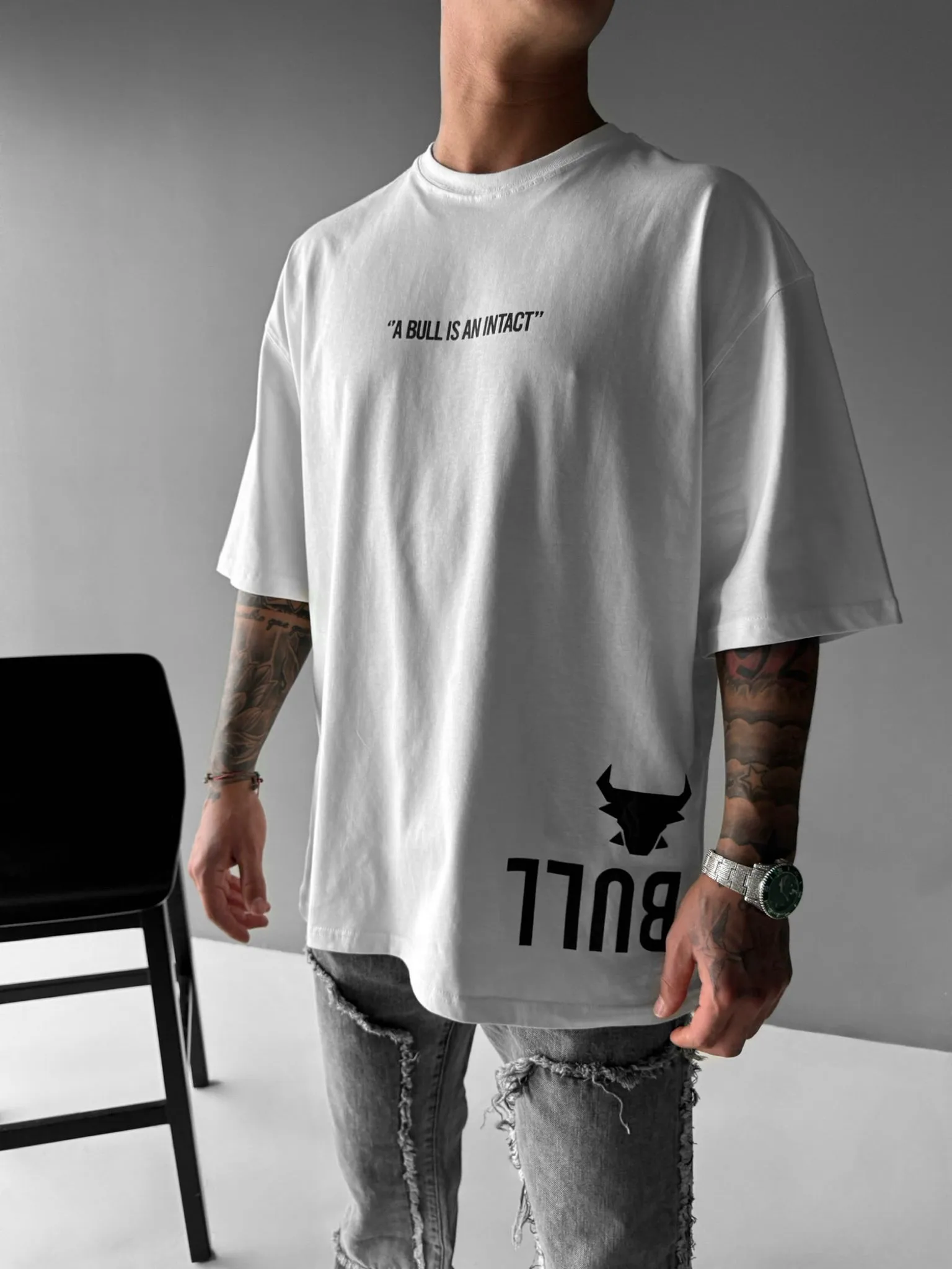 Oversize Bull T-shirt - White and Black