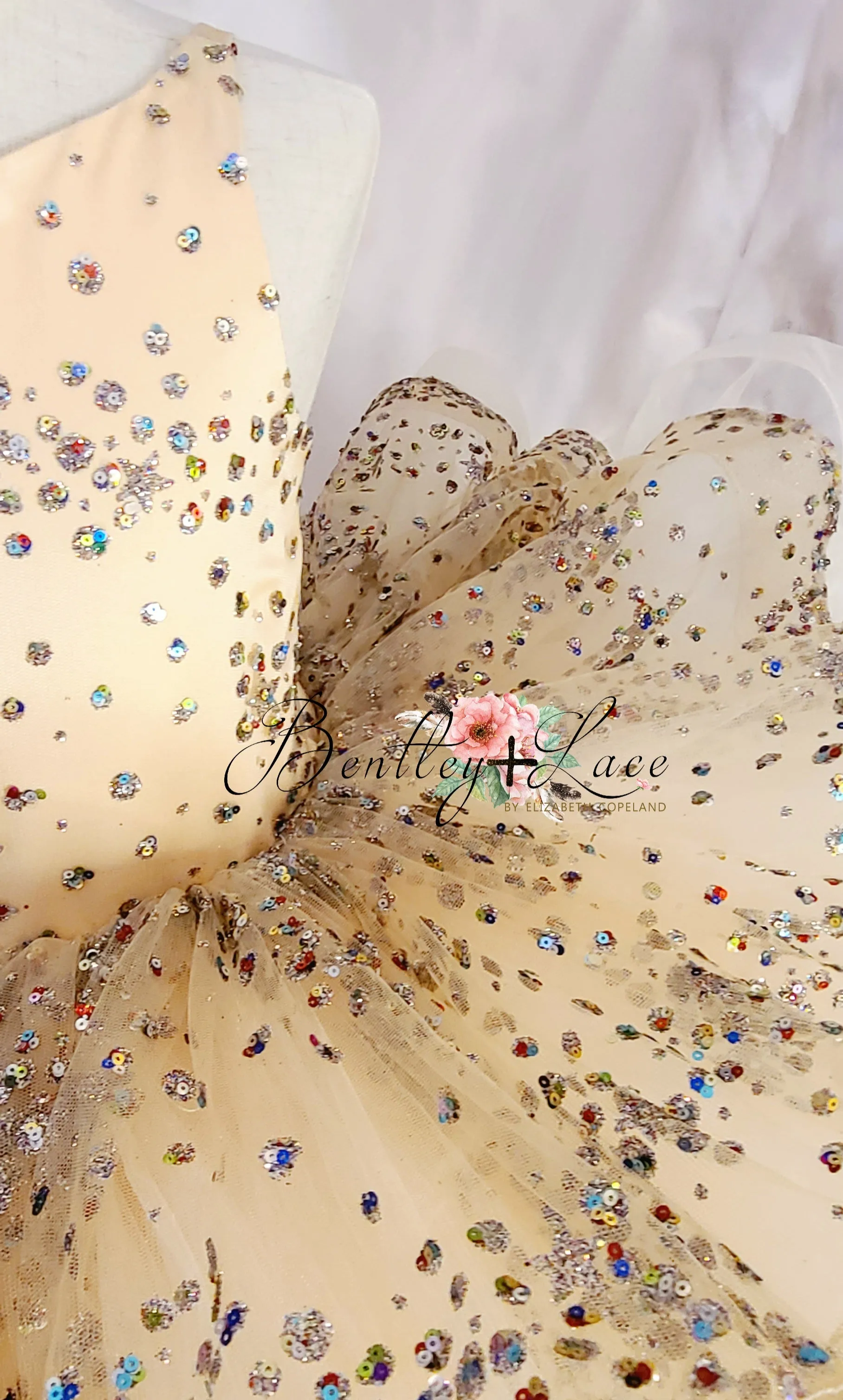 Retired rental guc "Liberty" Petal Length Dress Multi Star (6 Year - Petite 7 Year)