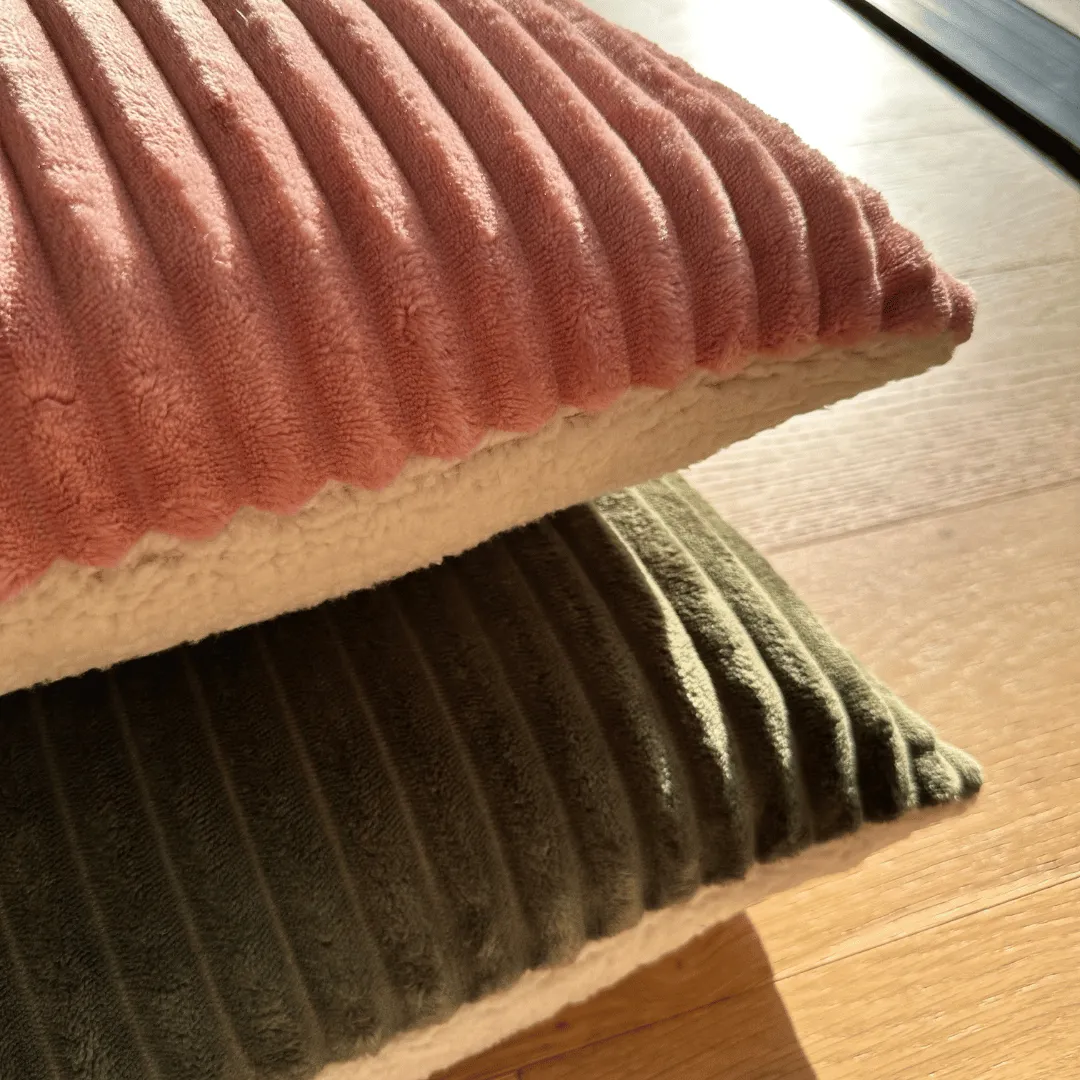 Teddy Fleece Cushion - Forest Green